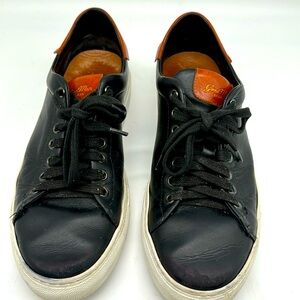 Good Man leather sneakers made in Italy  US size 9 excellent condition